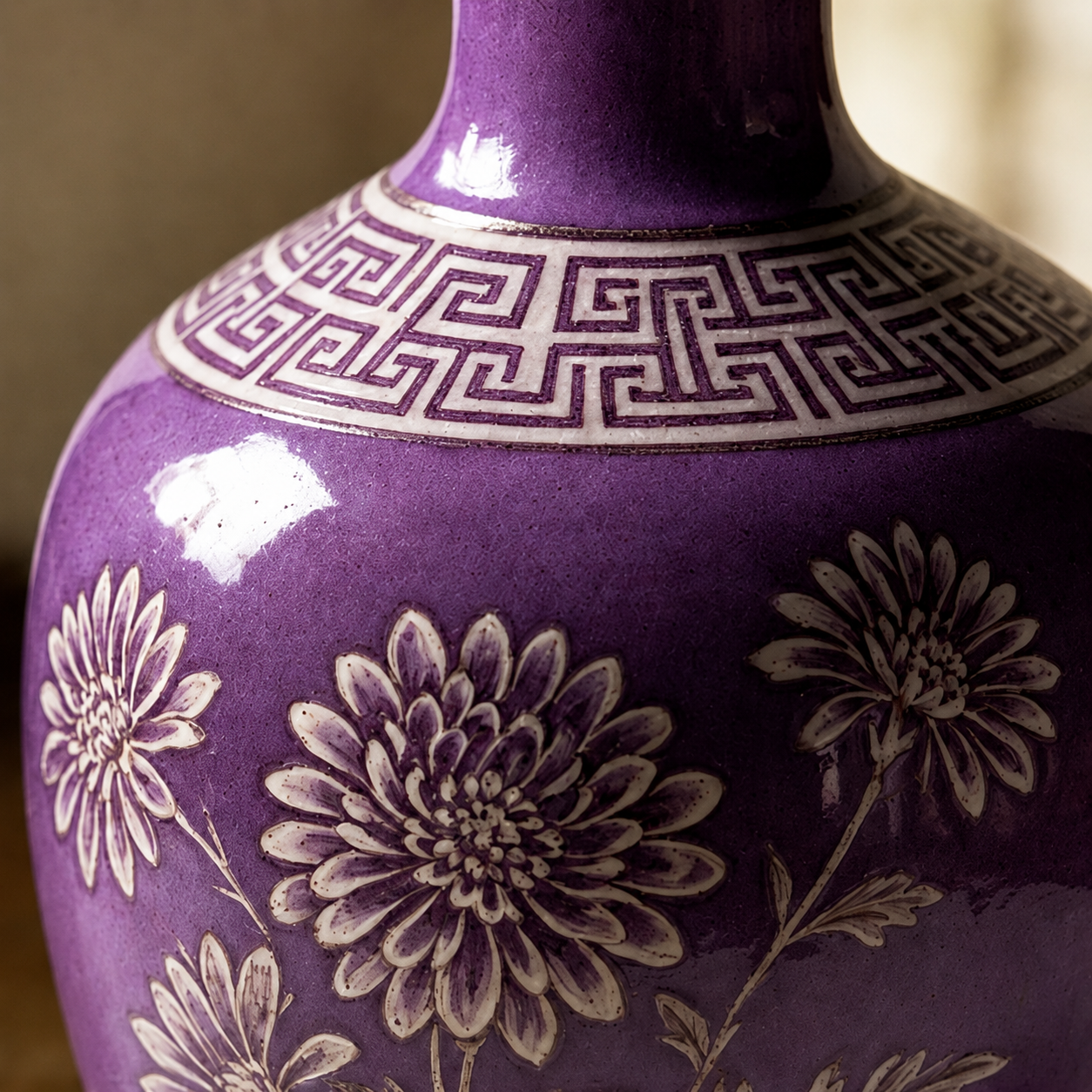 Amethyst Chrysanthemum Ceramic Bottle Vase